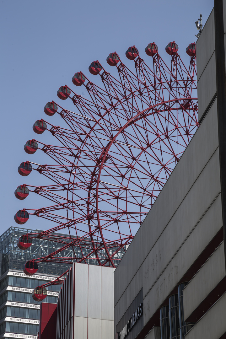 HEP FIVE FERRIS WHEEL