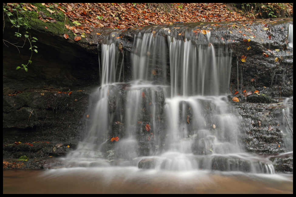 Herbslicher Wasserfall