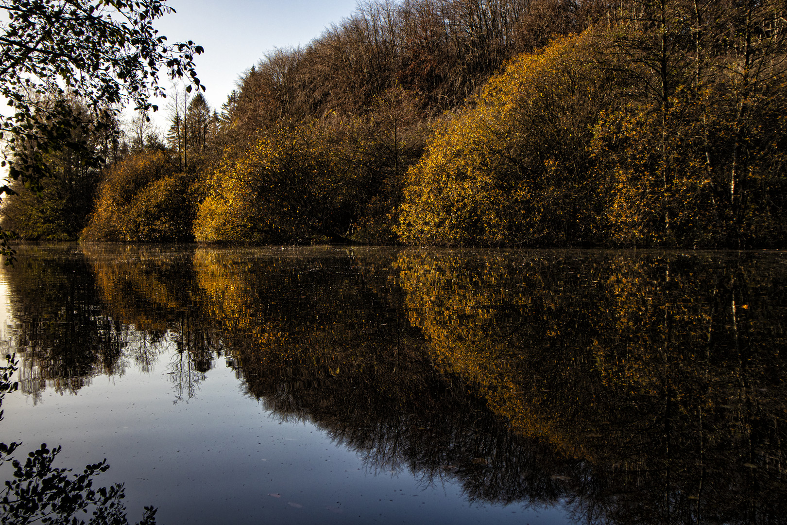 Herbst am Achterwehr Kanal