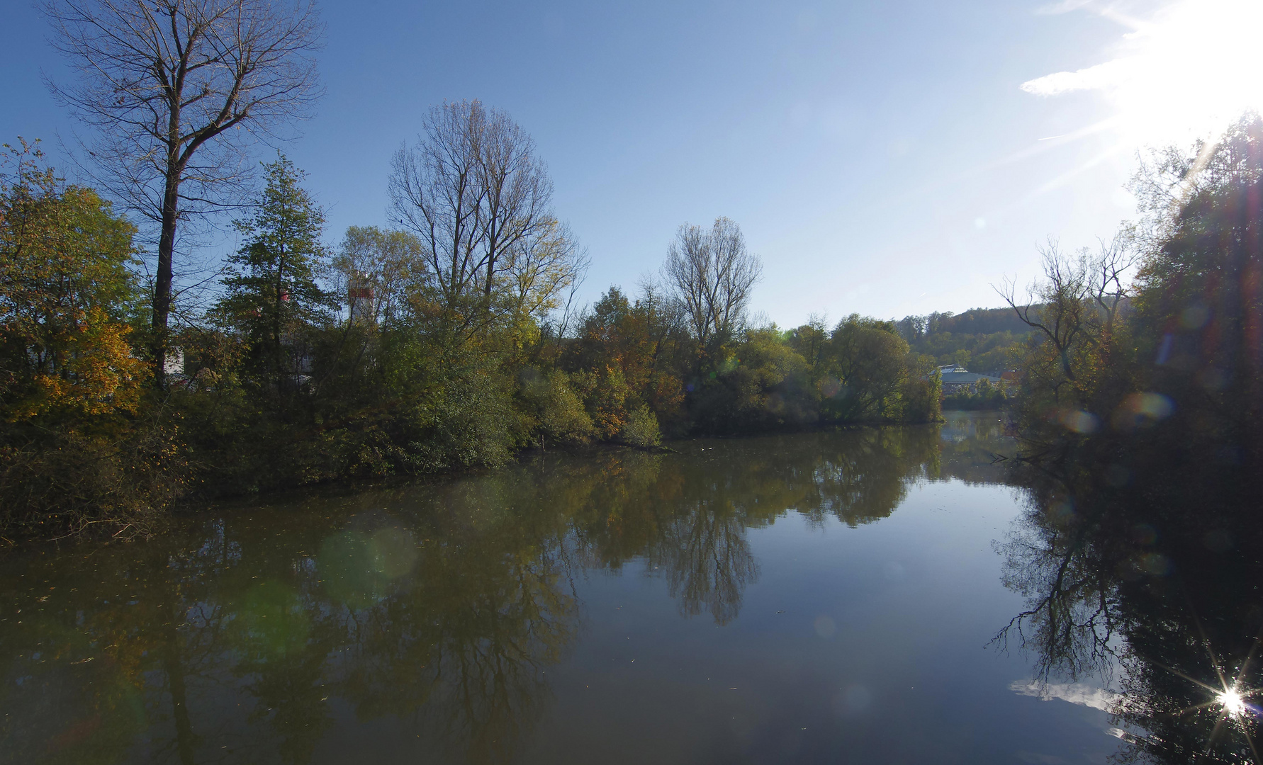 ...Herbst am alten Neckar