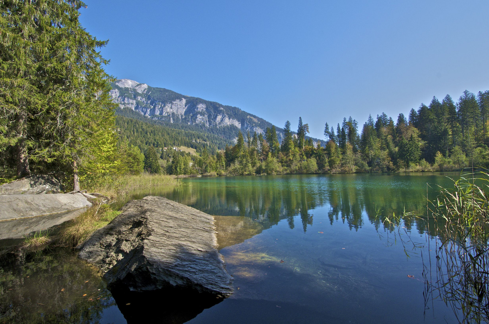 Herbst am Crestasee