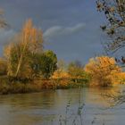 Herbst am Fluss