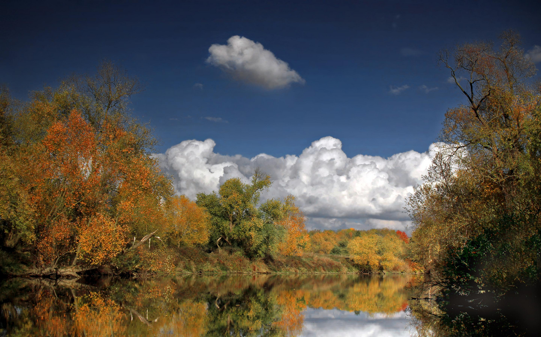 Herbst am Fluß (2)