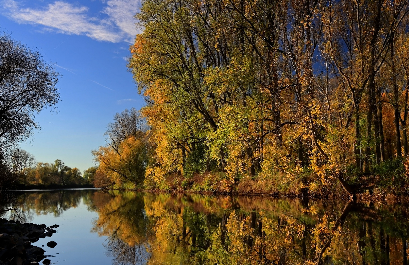 Herbst am Fluß (2)