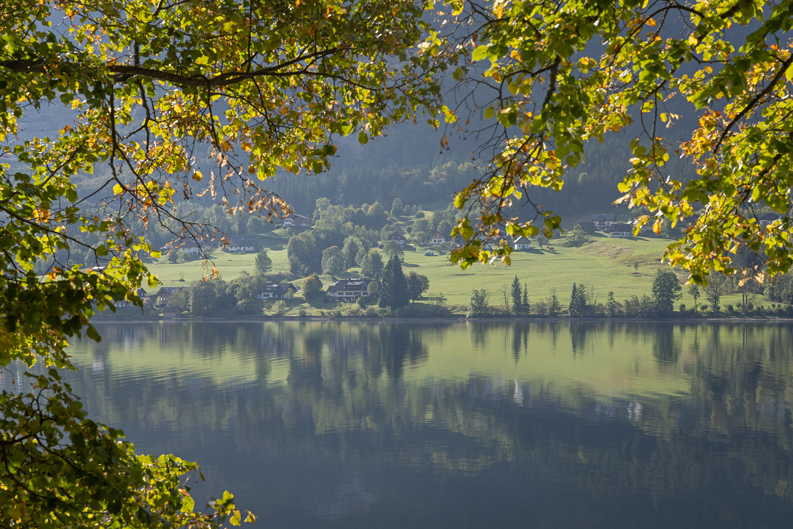 Herbst am Grundlsee