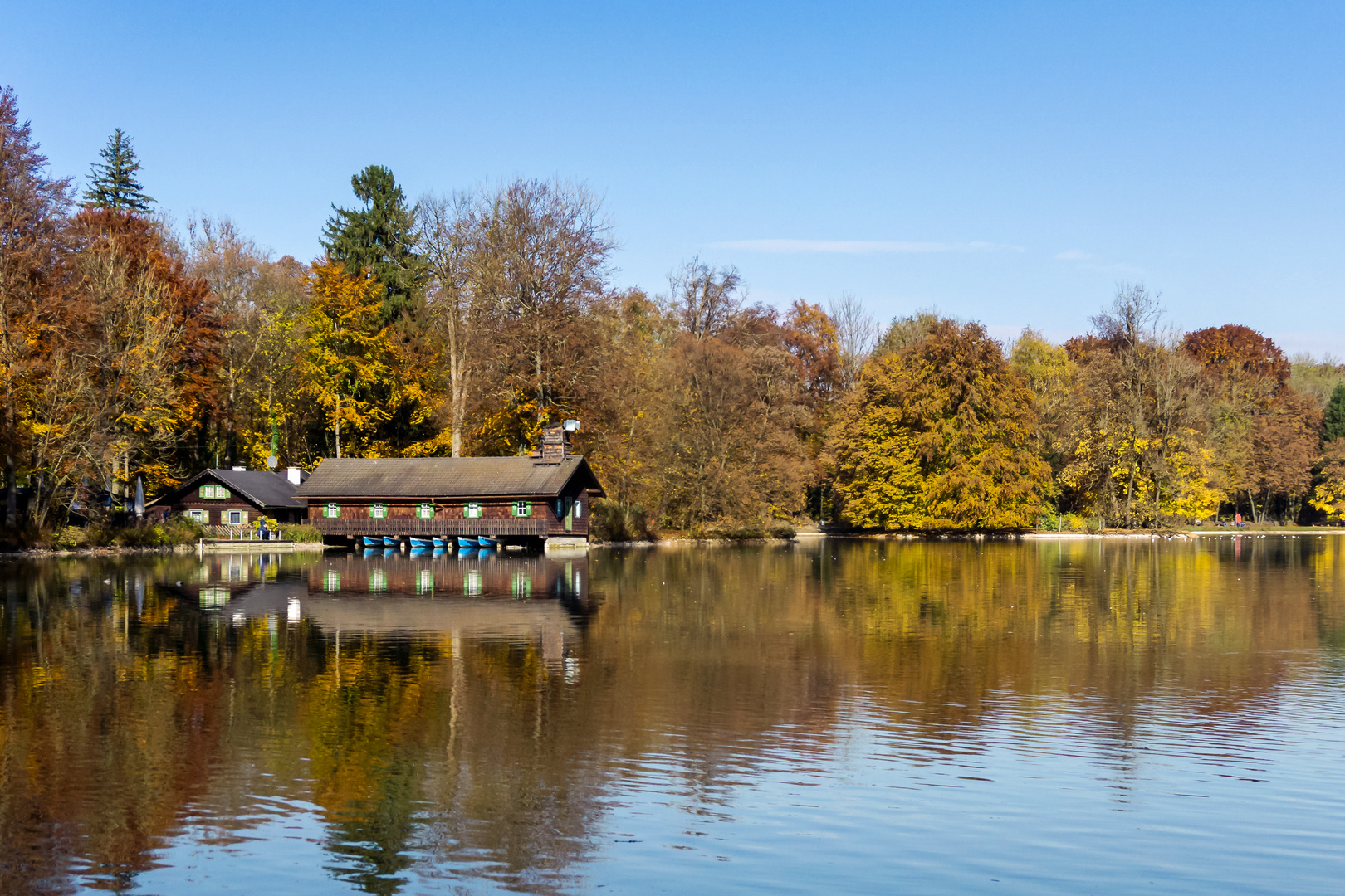 Herbst am Hinterbrühler See