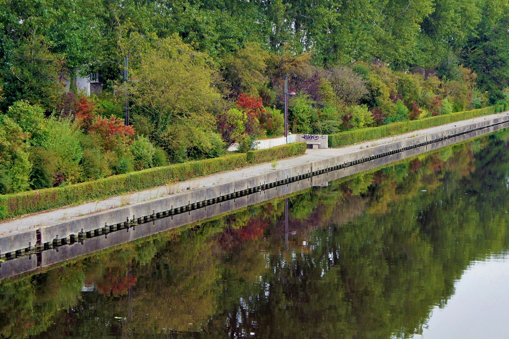 Herbst am Kanal