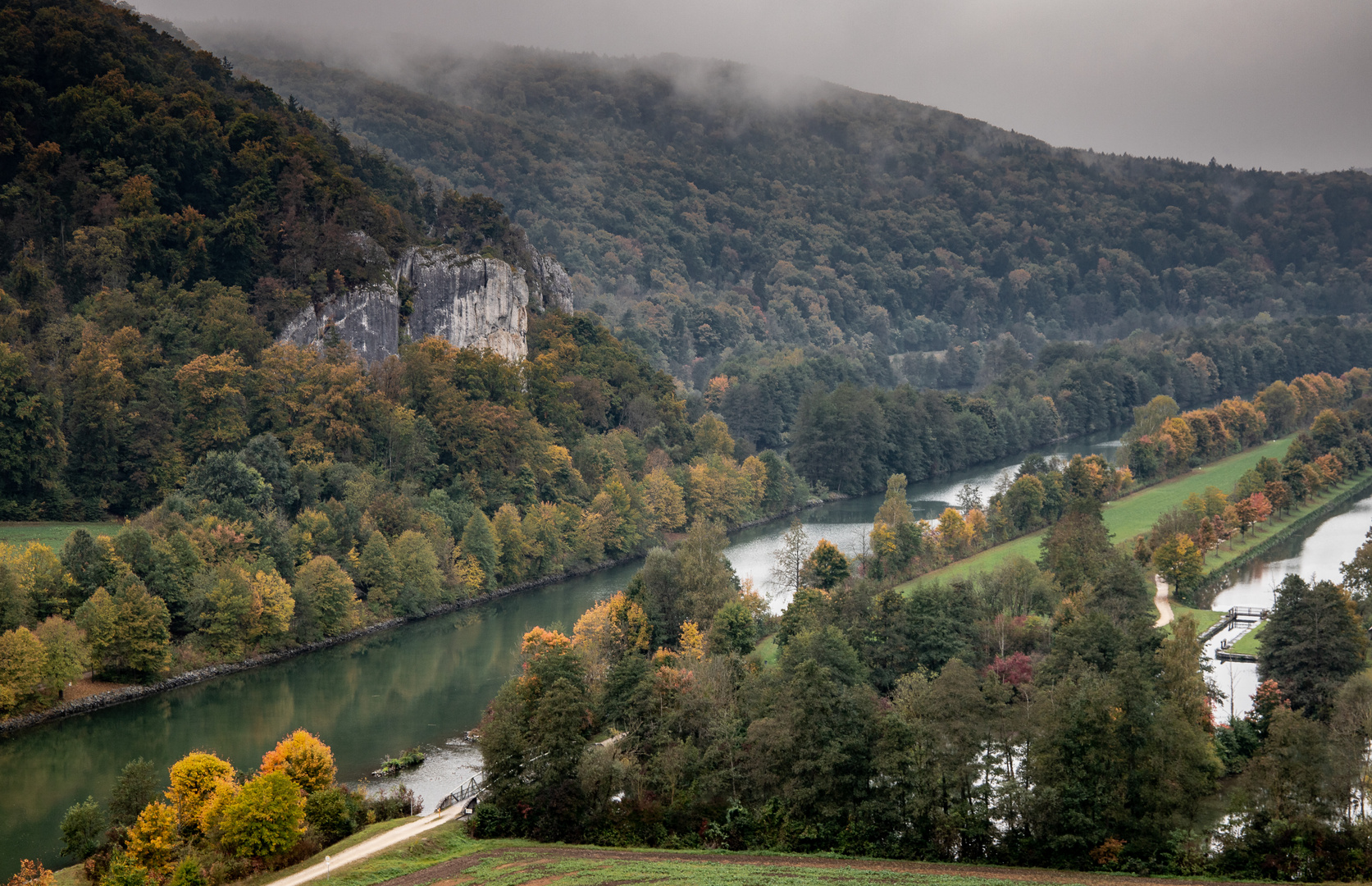 Herbst am Main-Donau-Kanal