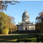 Herbst am Mausoleum