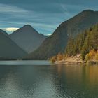 Herbst am Plansee bei Reutte in Tirol