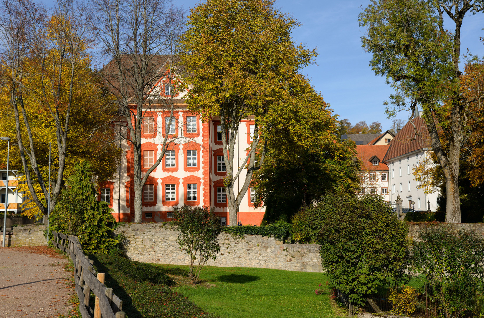 Herbst am Schloss Bonndorf