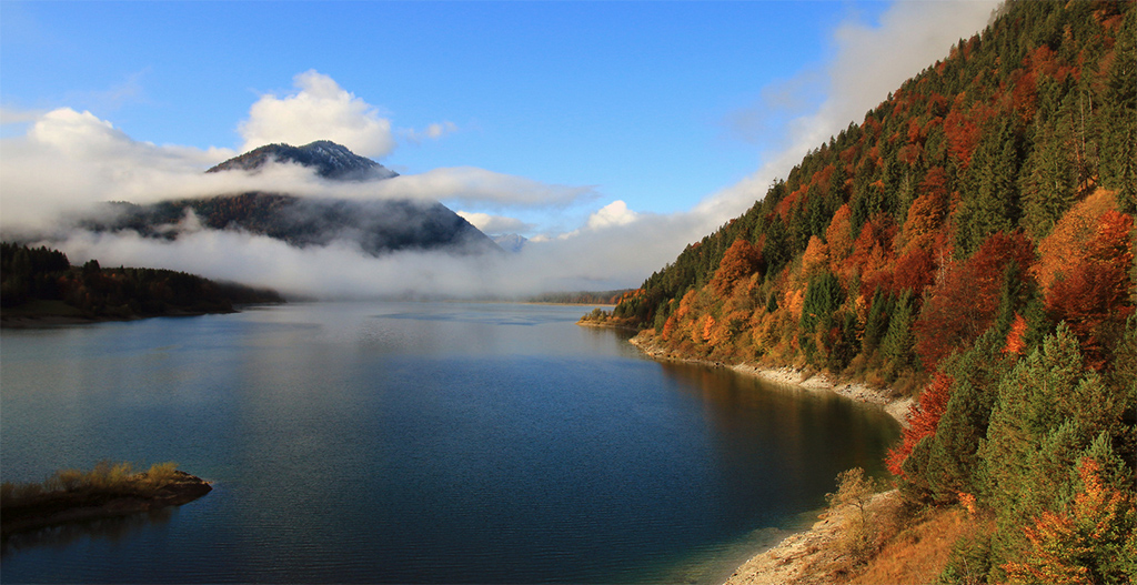 "Herbst am Sylvensteinspeicher" von sylvia11