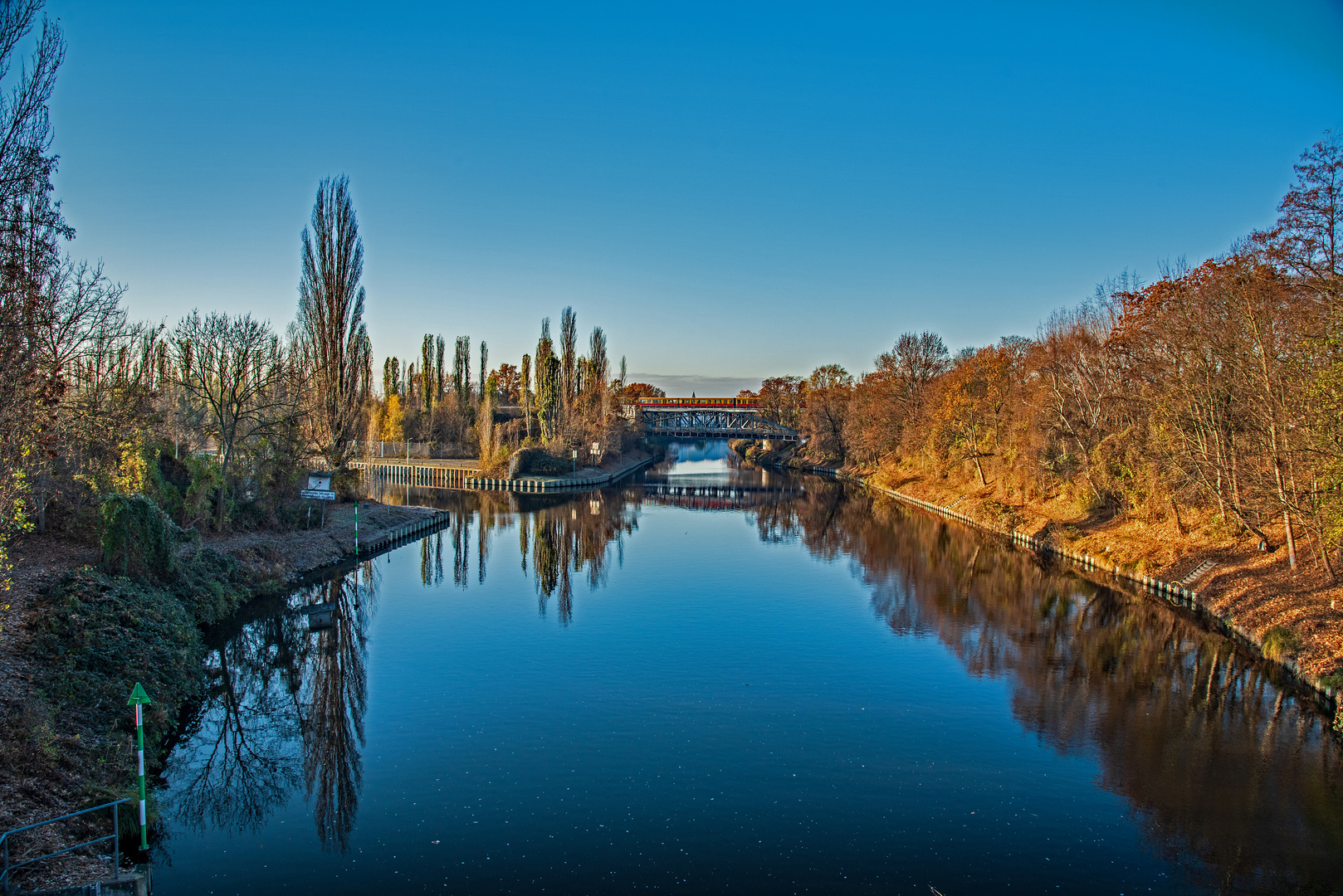 Herbst am Teltowkanal