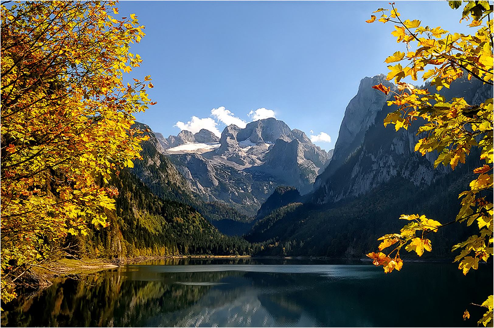 Herbst am vorderen Gosausee