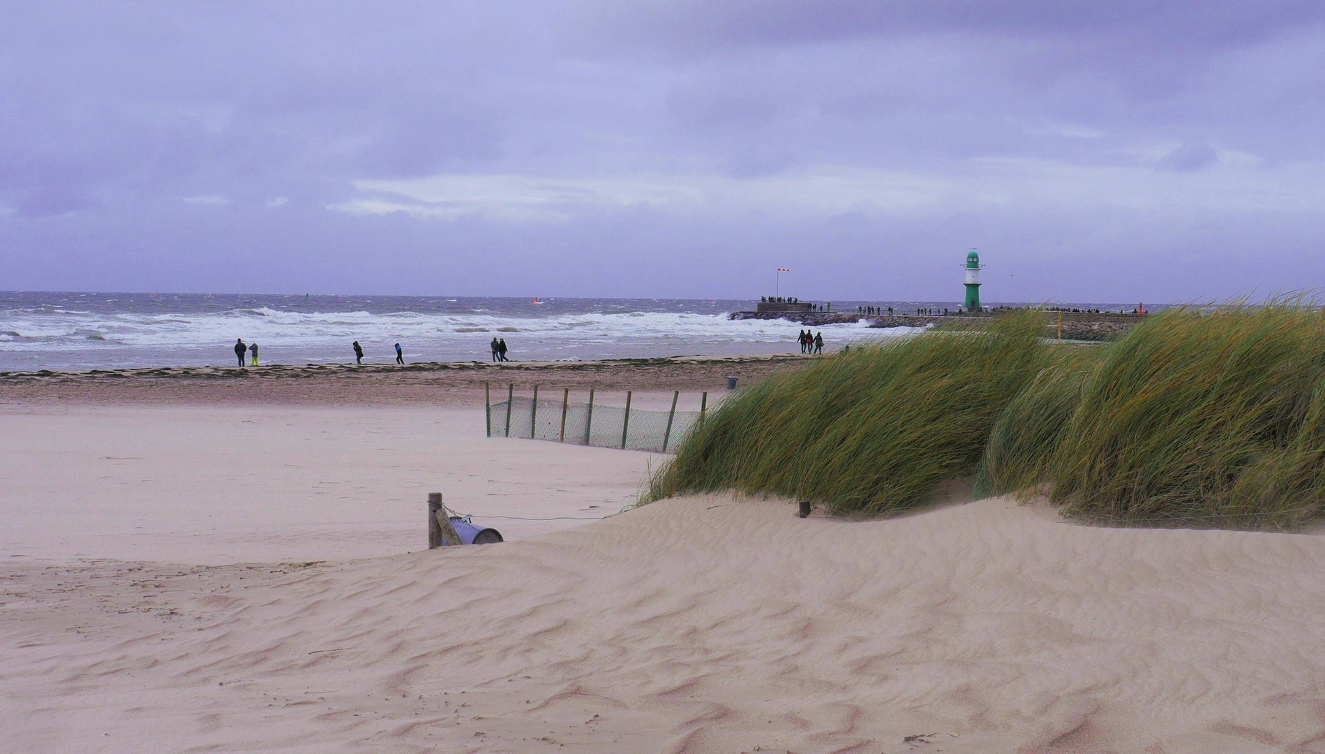 Herbst am  warnemünder Strand