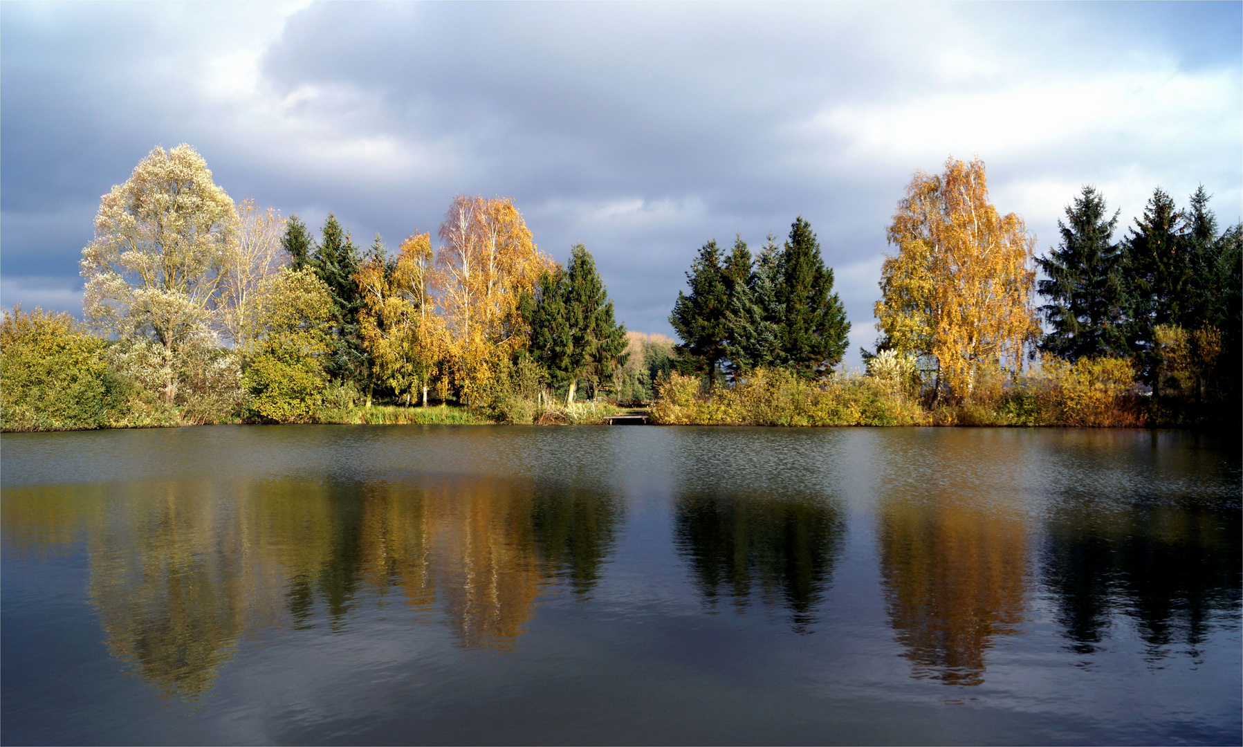 Herbst am Wasser