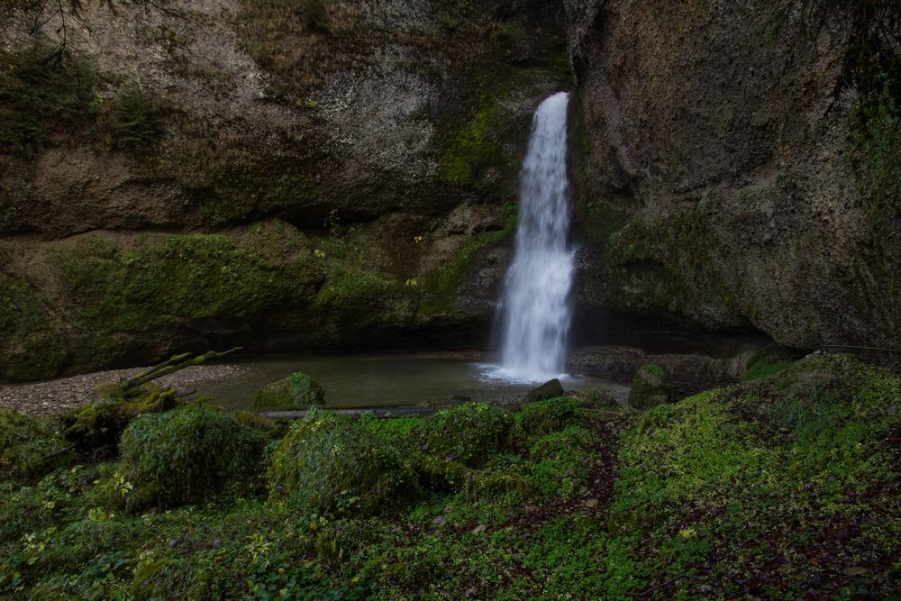 Herbst am Wasserfall