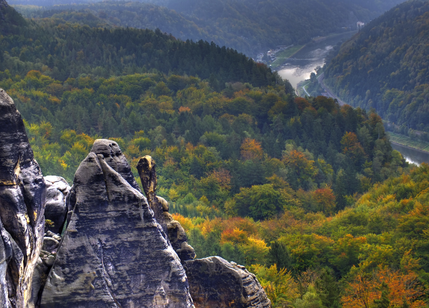 Herbst an den Schrammsteinen