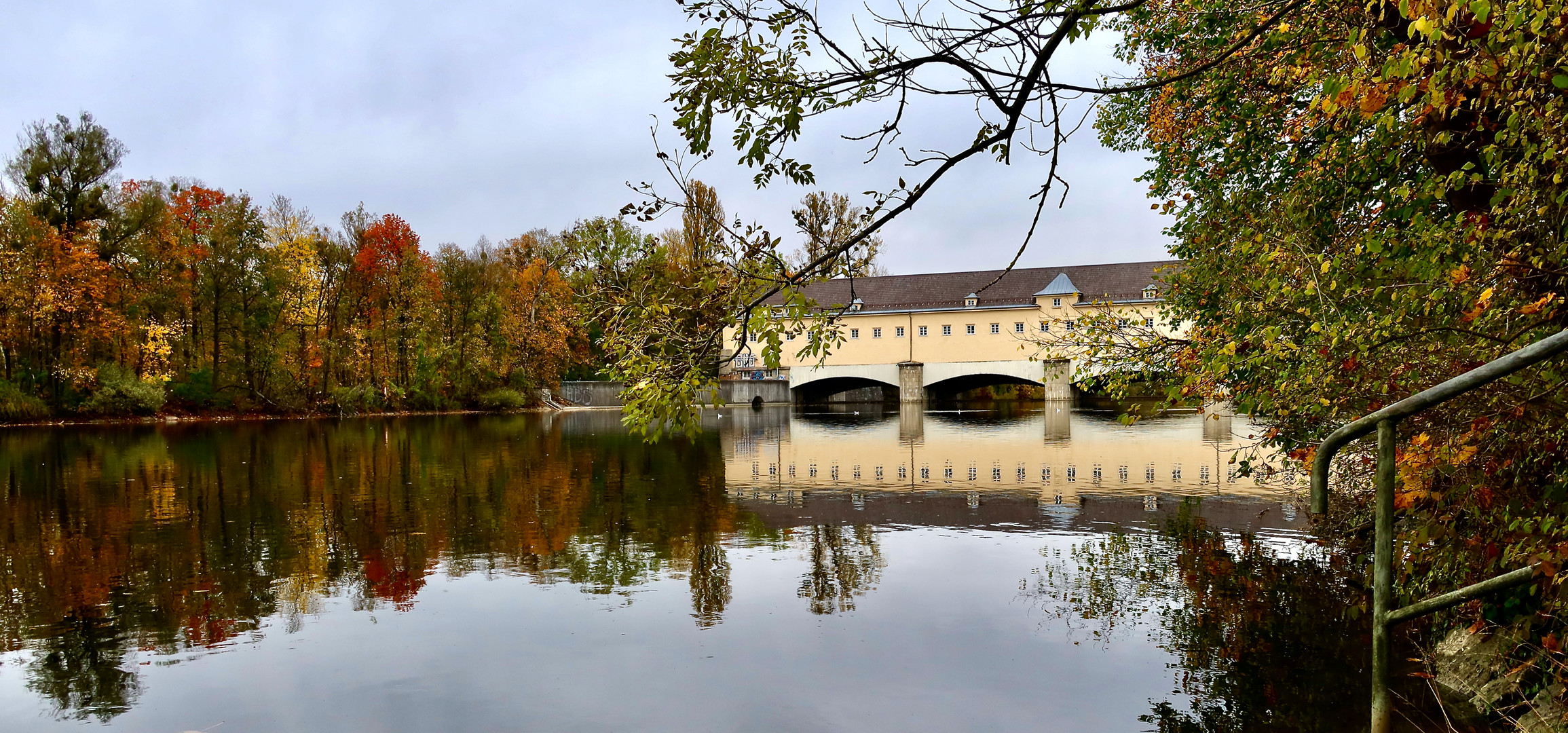 Herbst an der Isar