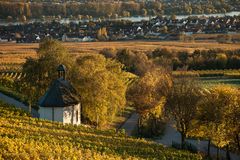 Herbst an der Kapelle