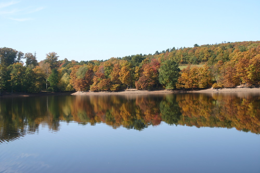 Herbst an der Steinbachtalsperre