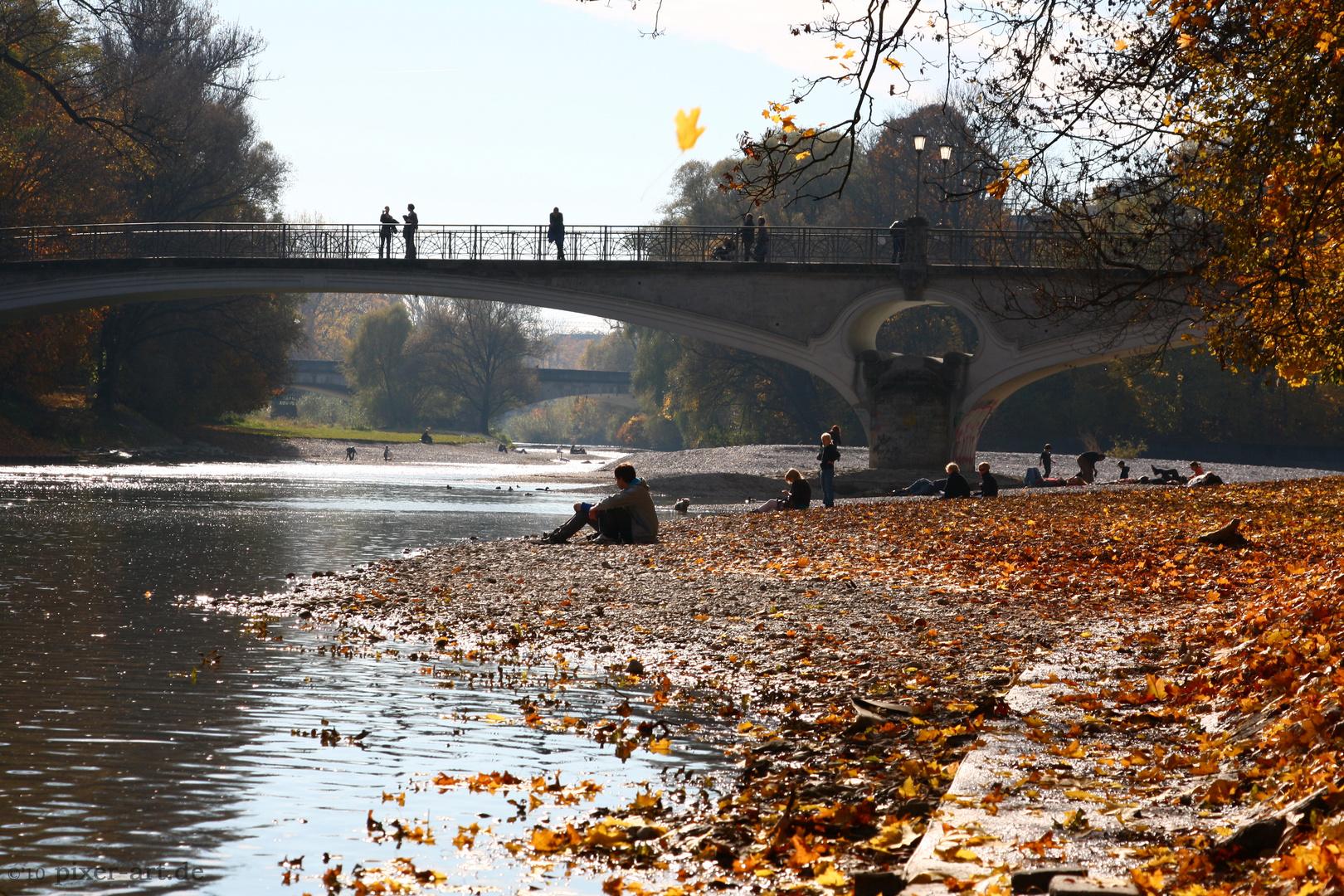 Herbst an Münchens Lebensader