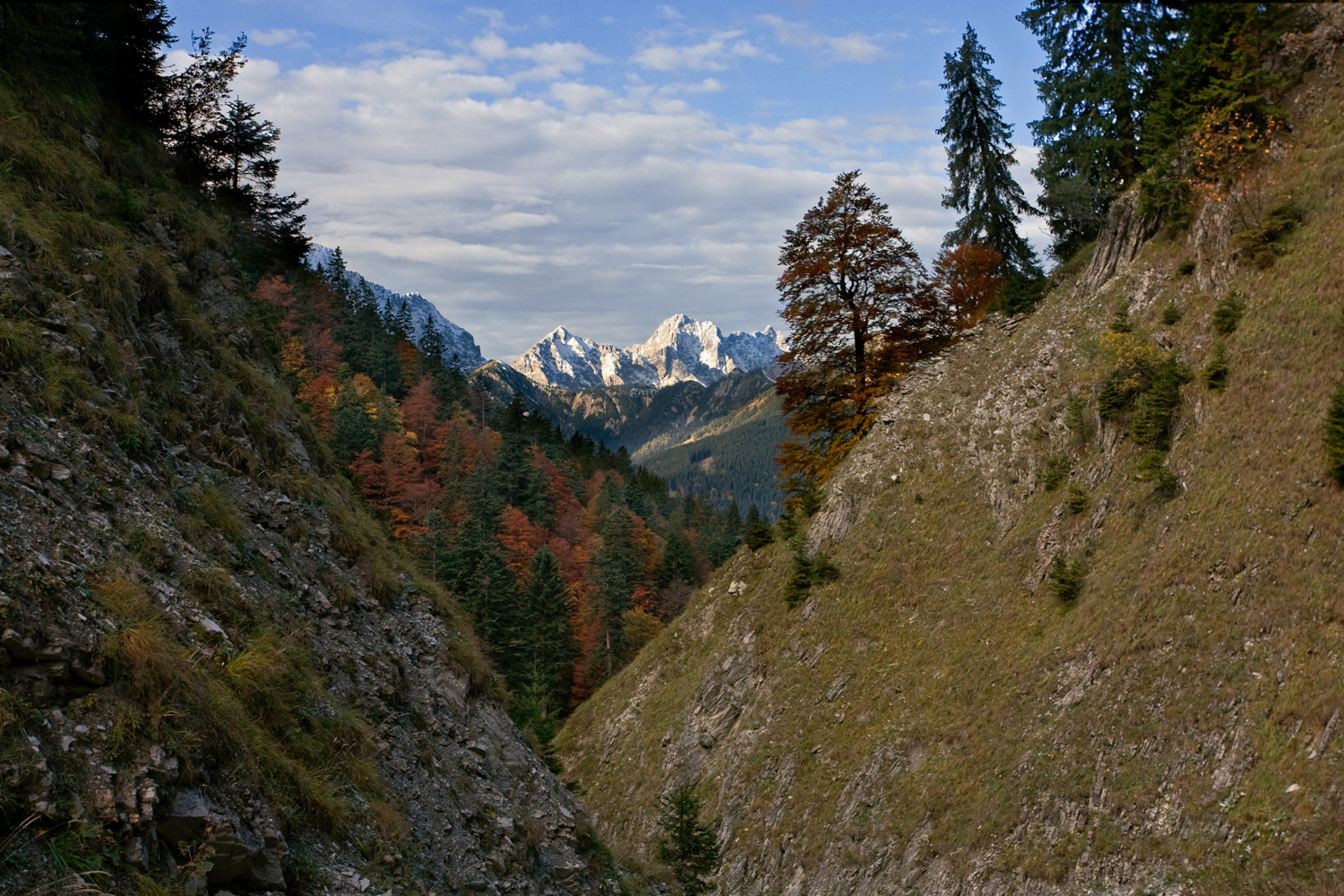 Herbst auf dem Weg zum Gipfel im Karwendel