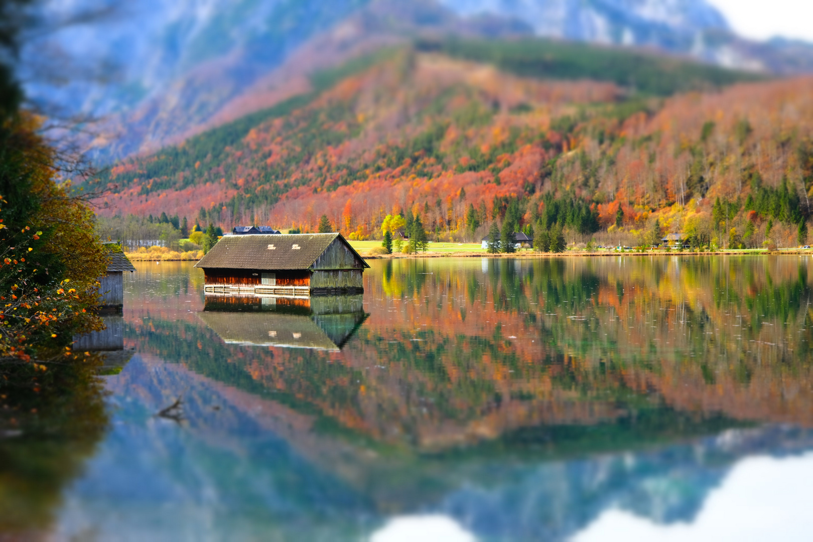 Herbst im Almtal - Bootshaus