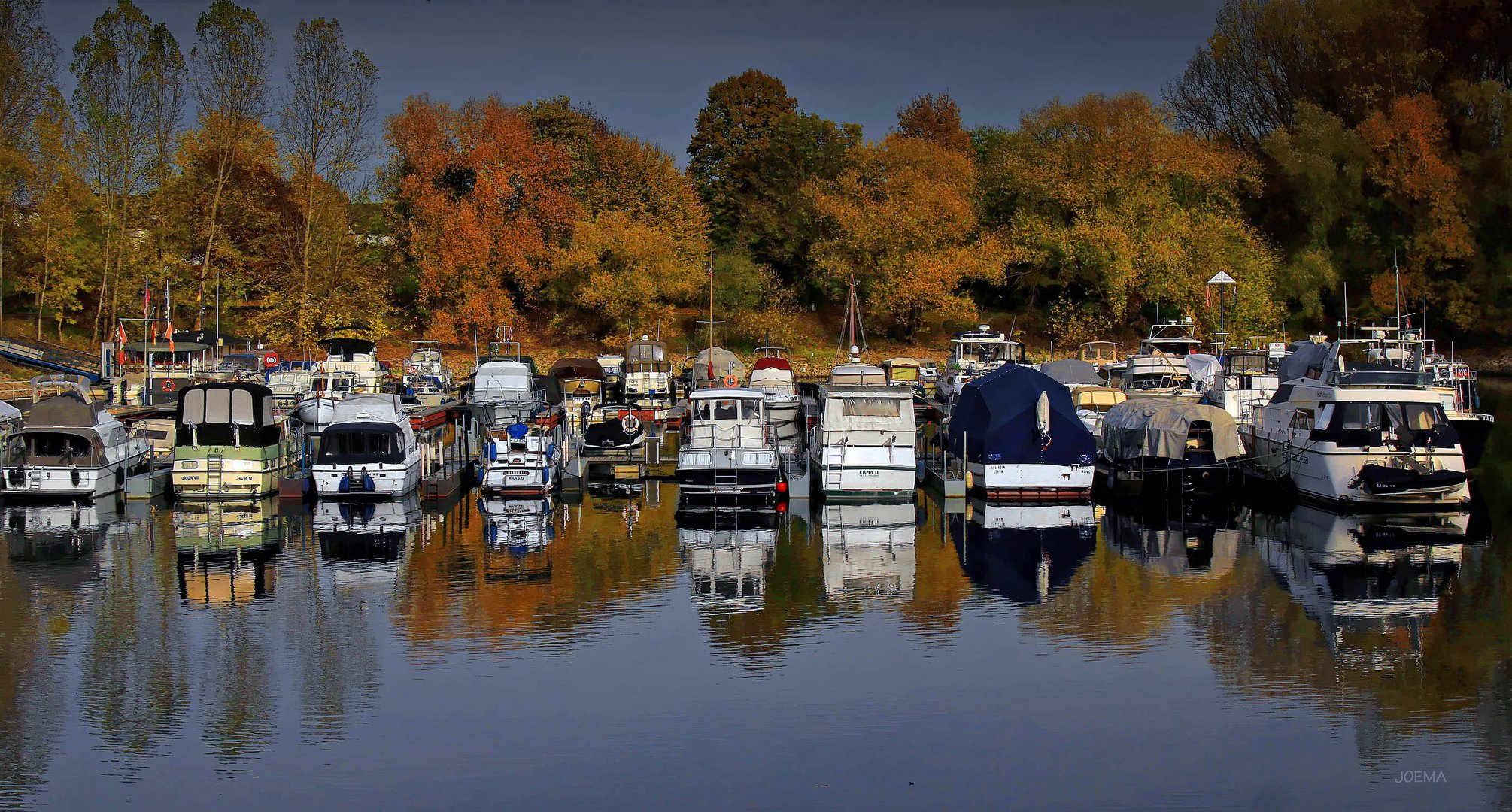 Herbst im Bootshafen