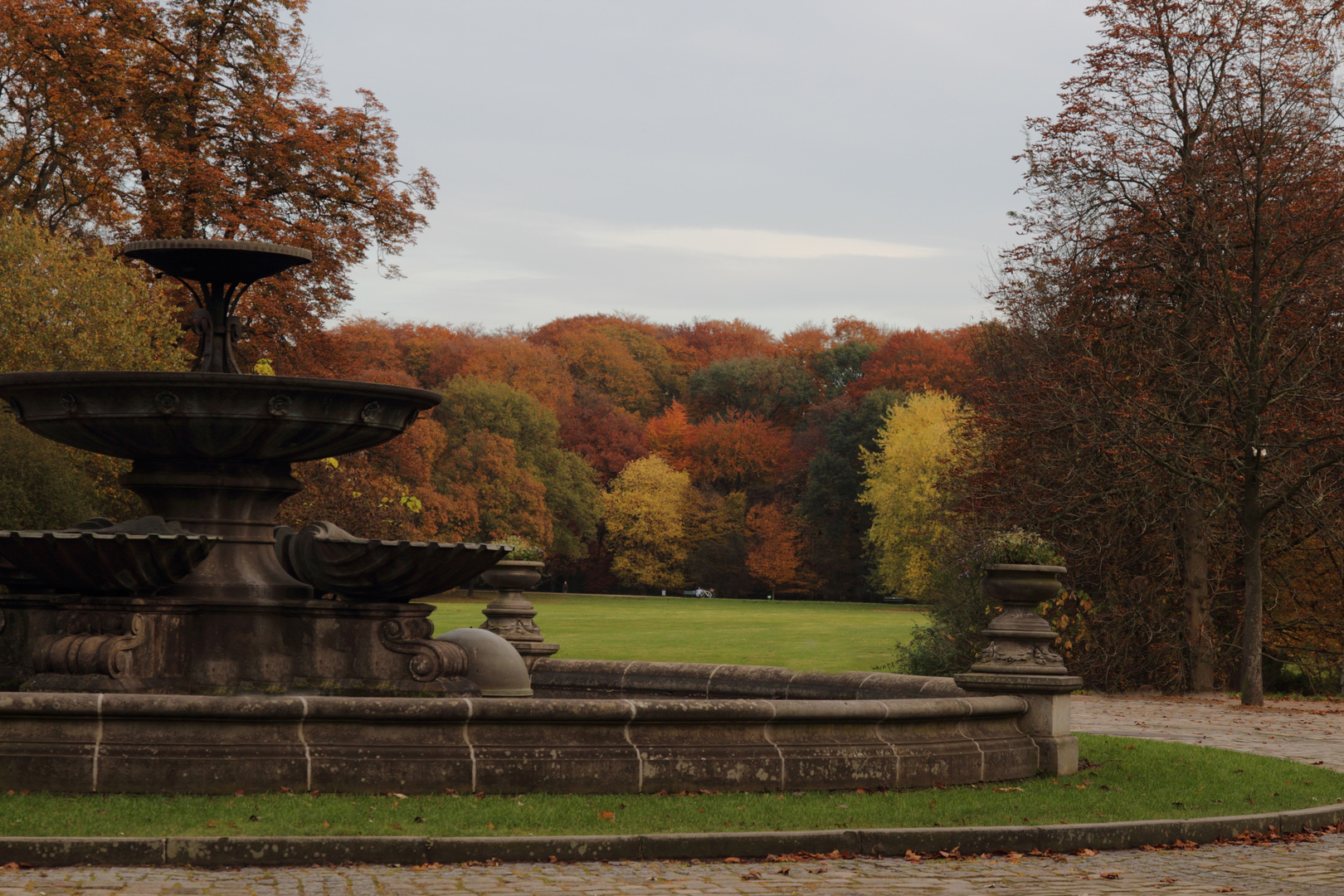 Herbst im Bürgerpark am Marcusbrunnen