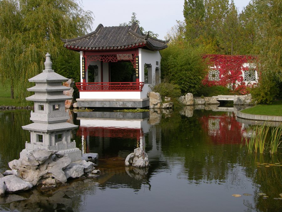 Herbst im chinesischen Garten in Berlin