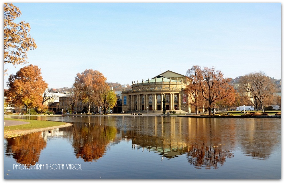 Herbst im Schloßgarten Stuttgart (Staatsteater)