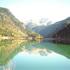 Herbst im Stausee bei Splügen