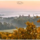 Herbst-Impression mit Schloss Spielfeld 