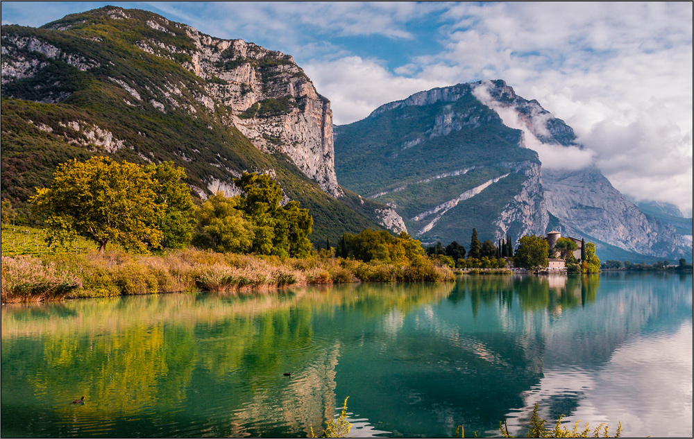 Herbst kehrt ein am See