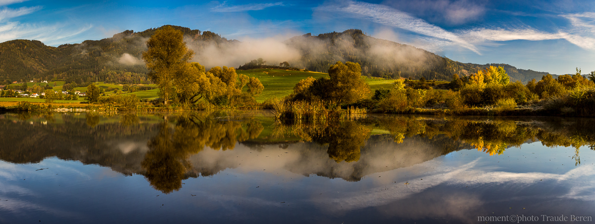 Herbst Panorama im Spiegelbild