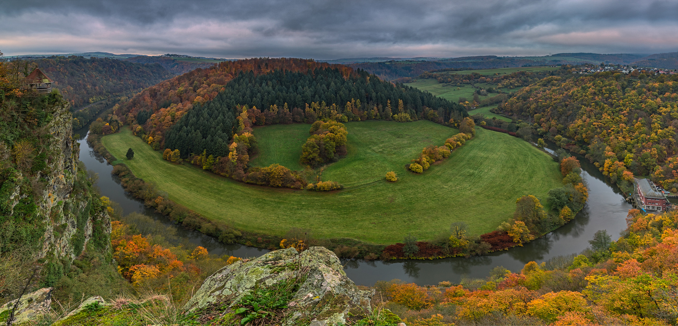 Herbst über dem Lahntal