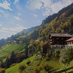 Herbst über Dorf Tirol...