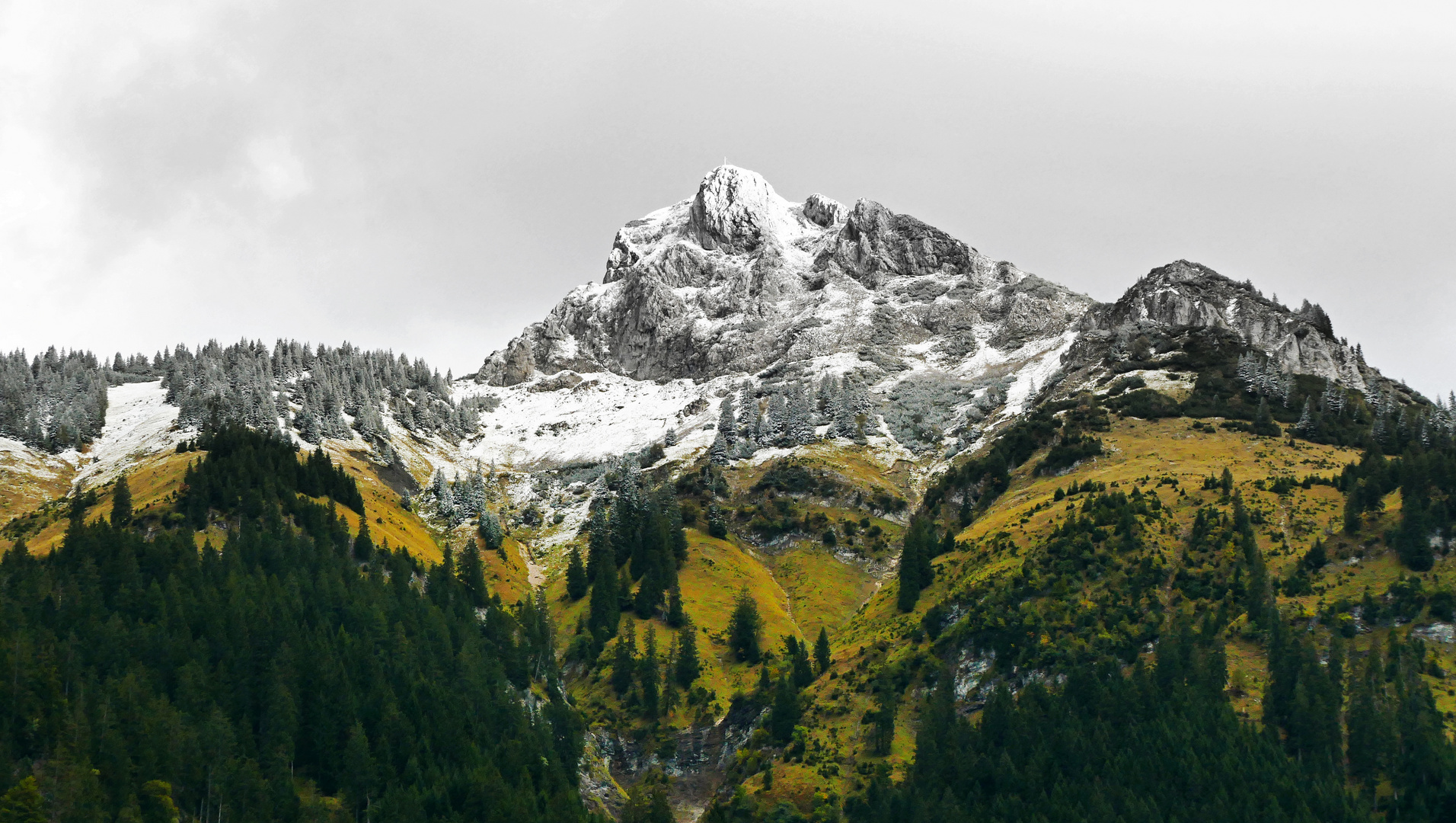 Herbst und Winter in den Bergen