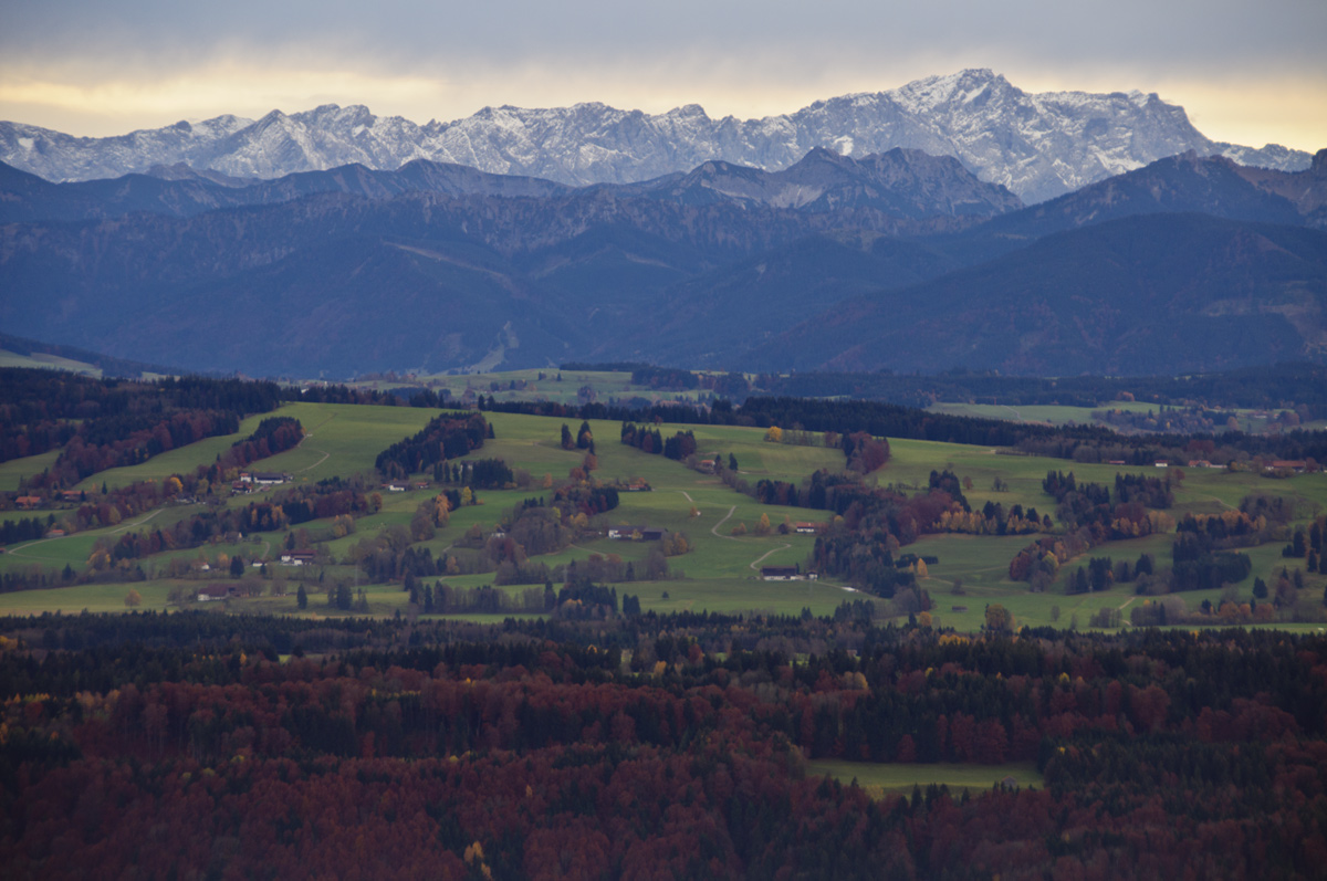 Herbst vor den Bergen