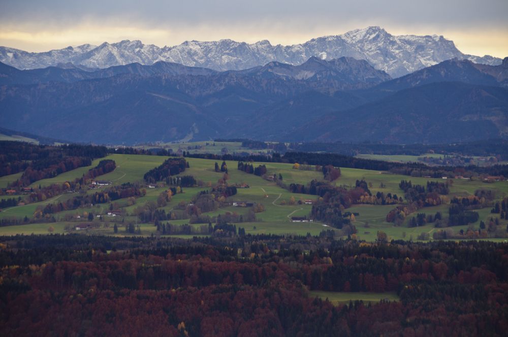 Herbst vor den Bergen