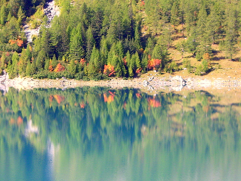 Herbstanfang am Lac du Tseuzier
