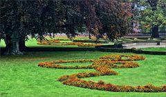 Herbstbeginn im Schloßpark von Krumau (Böhmen)