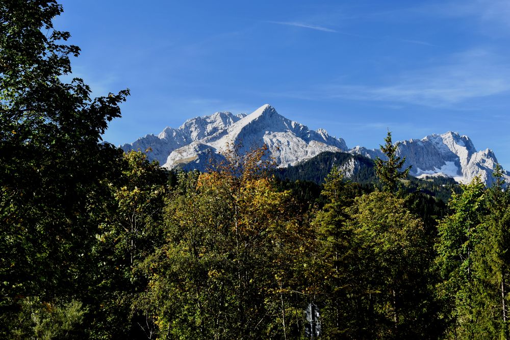 Herbstbeginn in den Alpen