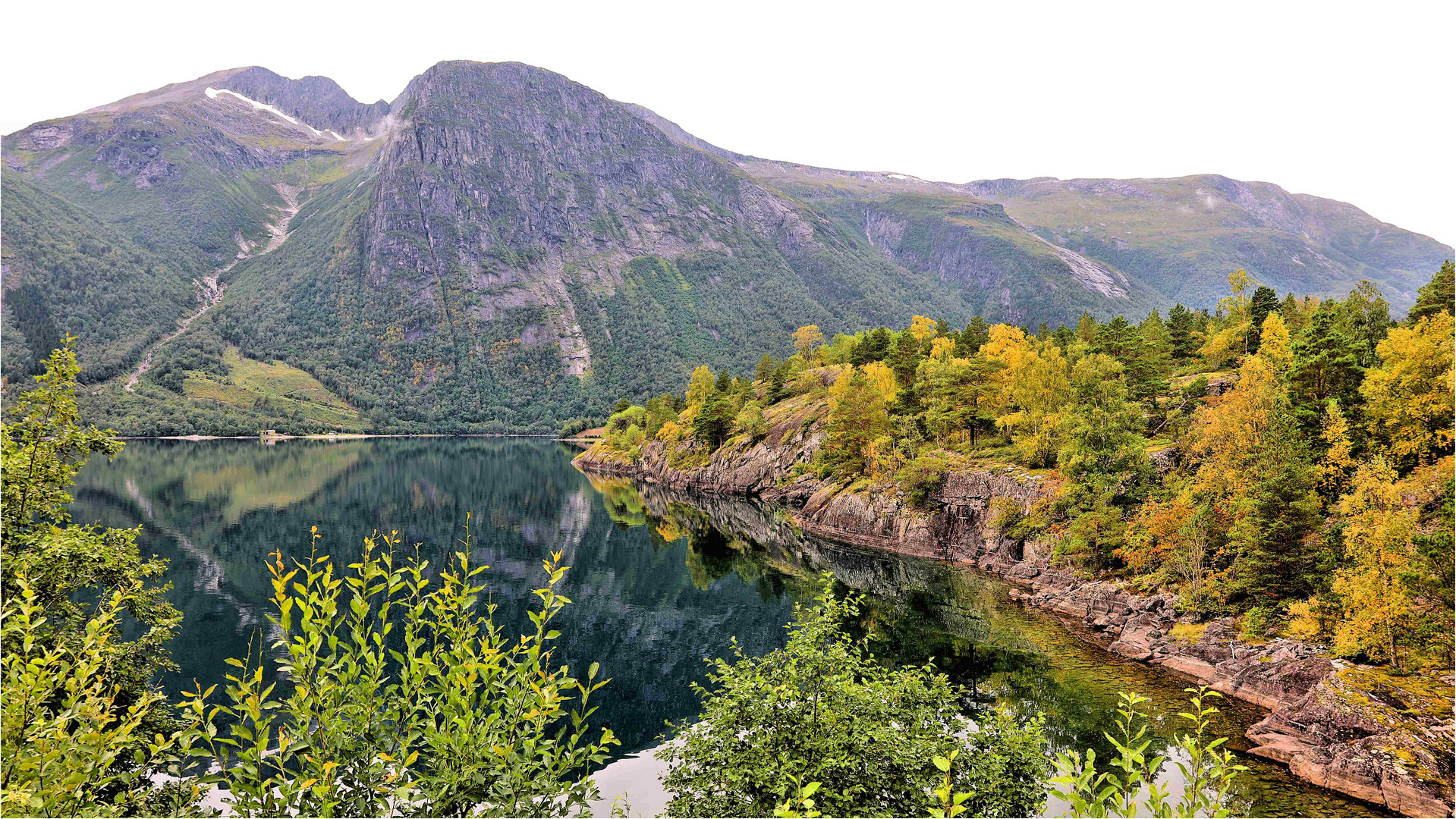 HERBSTBEGINN IN NORWEGEN