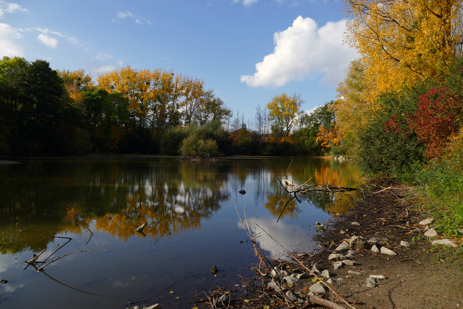 Herbstfarben am Lünischteich