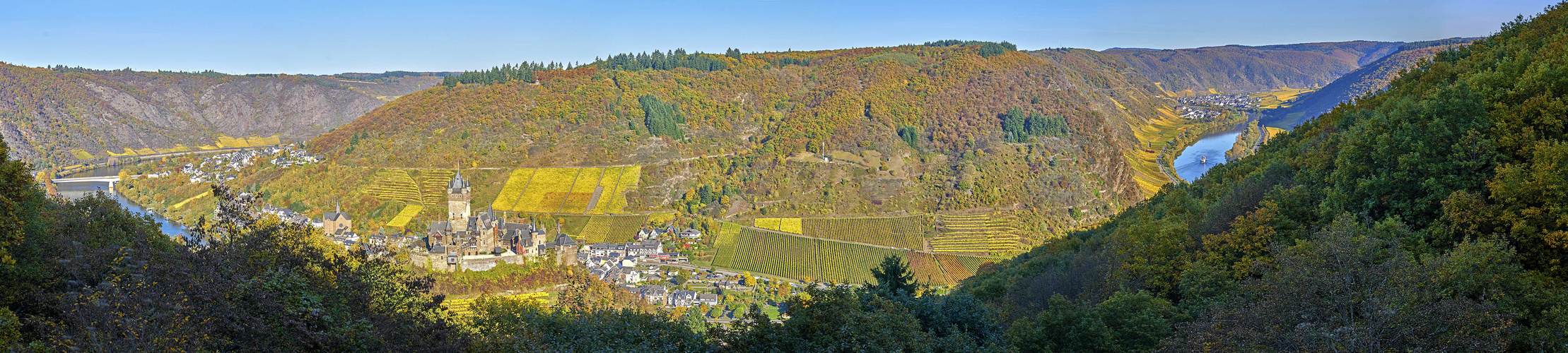 Herbstfarben am Moezel Beilstein