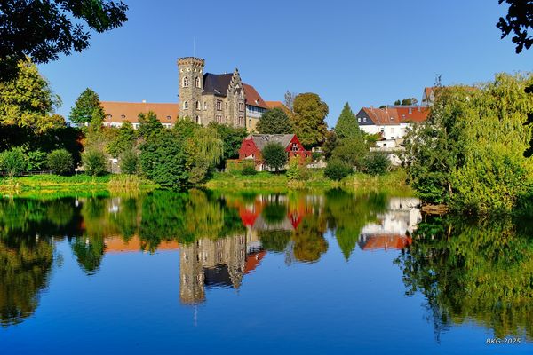 Herbstfarben am Schloss Ronneburg 