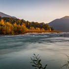 Herbstfarben an der Loisach