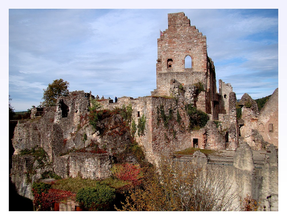 " Herbstfarben haben die Burg eingenommen "